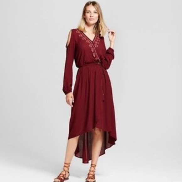 Knox Rose Dresses & Skirts - Knox Rose Open Shoulder Embroidered High Low Dress